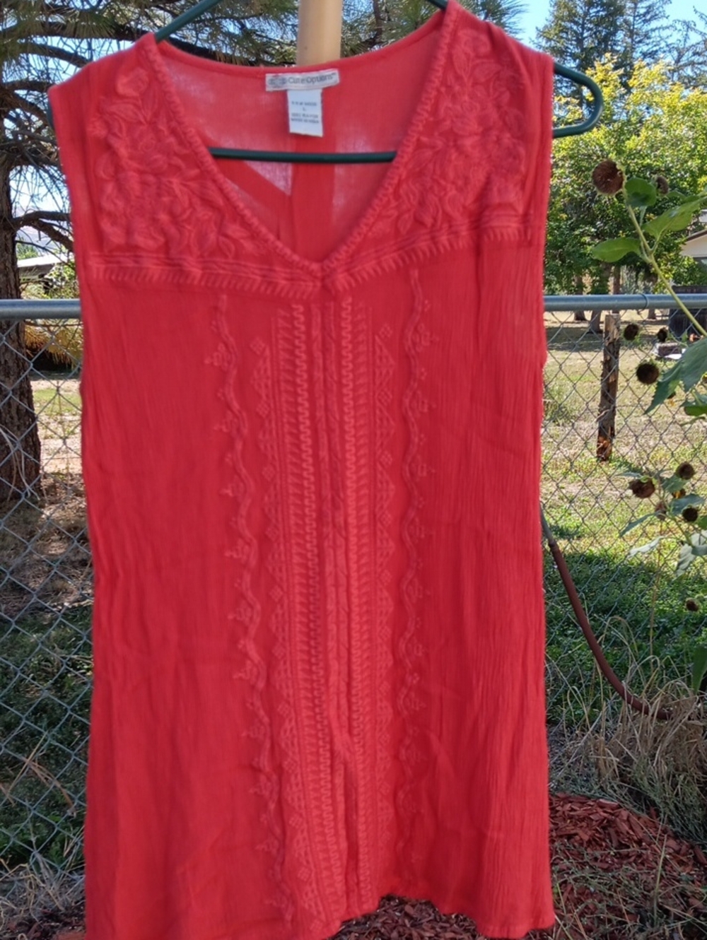 Cute Options Red Embroidered V-Neck Tank Top